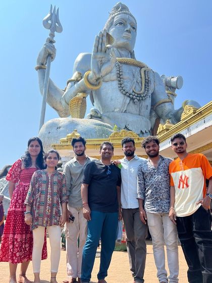 Our group posing in front of the iconic Shiva statue at Murudeshwara.