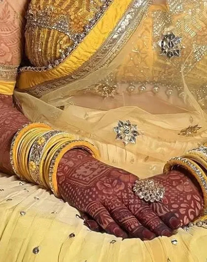 This is the rich, deep maroon stain you can expect from my henna cones. This photo was taken a couple of days after the paste was removed, allowing the color to fully mature. This is the result of my fresh, all natural henna recipe.