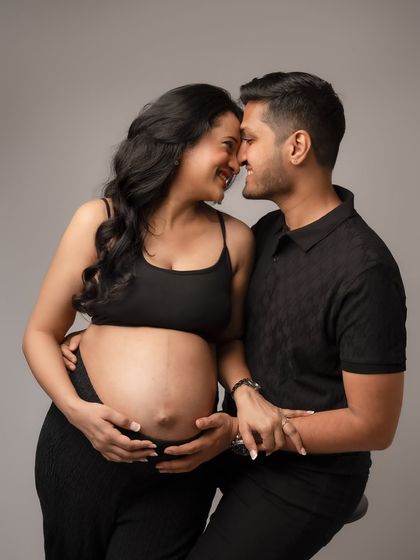 Pure joy and laughter. These are the candid moments I live for, capturing the real, unposed happiness between a couple.