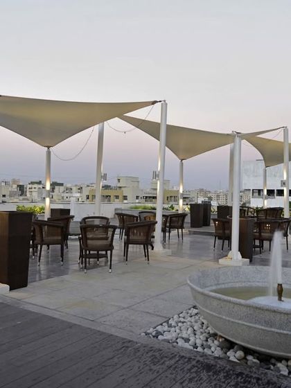 Vibrant Social & Recreation Zones photo 41