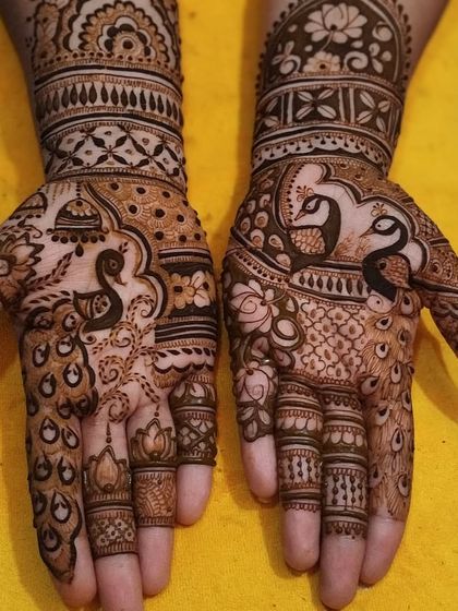 Intricate Bridal & Engagement Mehandi photo 4
