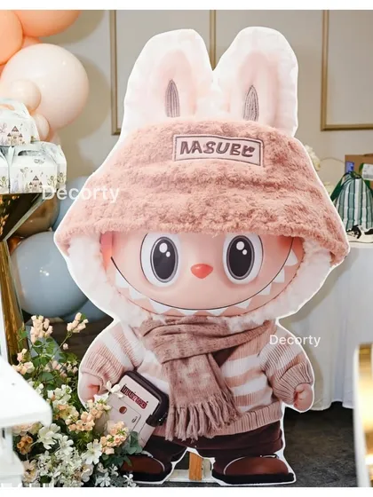 Another adorable Labubu character cutout, adding to the charm of this unique party theme.