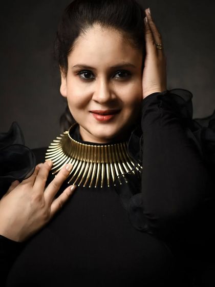 A close-up beauty shot. I also provide guidance on makeup and styling to ensure you feel your absolute best.