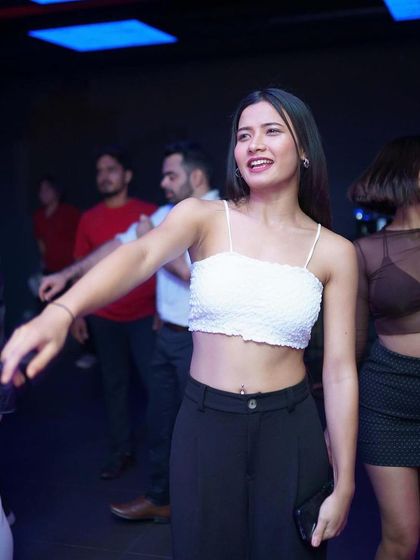 Two friends enjoying the music and the atmosphere.