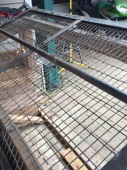 A close-up of the sifter's axle and screen. This version was an attempt to create a vibrating motion to sift the compost more effectively.