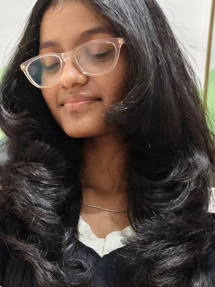 Custom Haircuts for Women photo 33