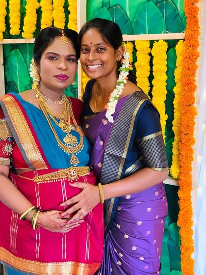 It was a joy to drape for my friend at her baby shower. I draped two different sarees for her functions, a yellow one for the morning rituals and a blue and red one for the evening, both ensuring comfort and style.