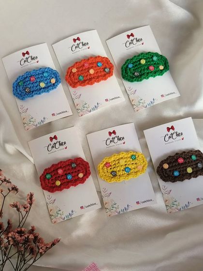 Hair Bows & Fun Clips photo 35