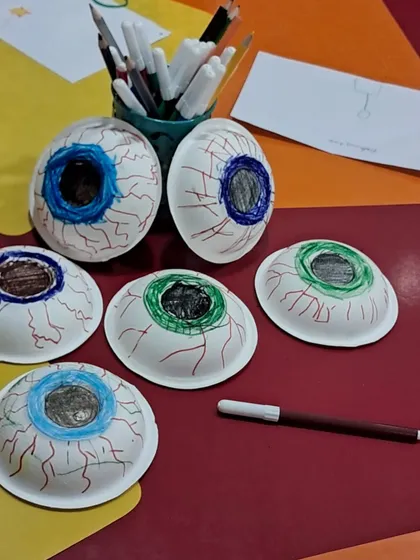 The finished eyeball crafts from our sensory organ session. The kids learned that we must take care of our eyes by eating vegetables and reducing screen time.