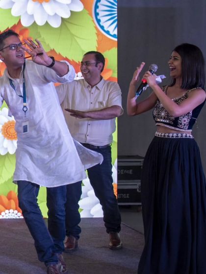 Ruchi Shah - Corporate Event Hosting Awards Nights & Gala Dinners photo 14