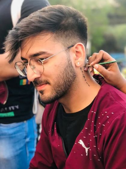 Minimalist & Symbolic Body Art photo 16