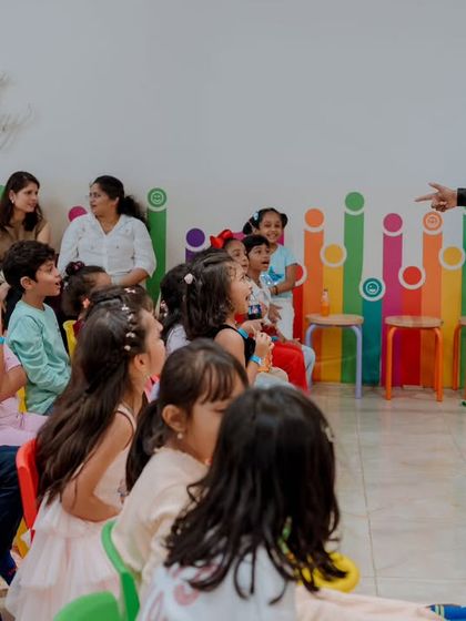 Birthday Party Magic photo 3