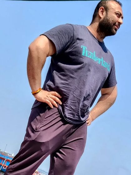 A mad powerlifter. This is my life, inside and outside the gym.