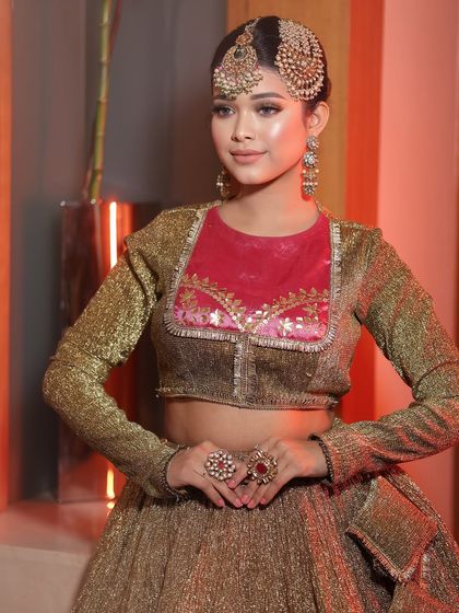 A beautiful, natural bridal makeup look. Not every bride wants heavy glam, and we teach this subtle style as well.