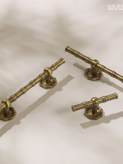 The Bamboo T-knob with a backplate. The addition of the octagonal backplate provides a more substantial and traditional look, grounding the organic design of the handle.