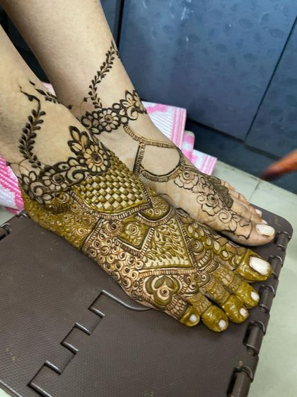 A shot showing the application in progress on the lighter foot.