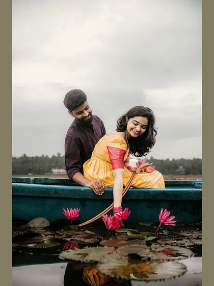 We love creating unique pre-wedding concepts that reflect your personality. A serene boat ride through a lake of water lilies becomes a beautiful, tranquil chapter in your love story.