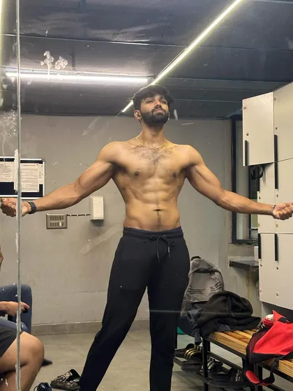 The result of months of hard work and proper nutrition. This is the confidence that comes from achieving your fitness goals.