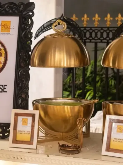 Our main course stations are the main attraction of any occasion. We use elegant signage and high-quality serving ware to elevate the presentation of our delicious dishes.