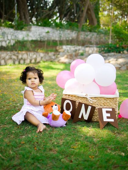 First Birthday & Cake Smash photo 9