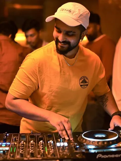Delivering love through passion. A smile for the camera while I'm in the middle of a set.