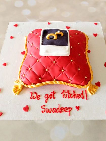 Preethi - Wedding & Celebration Cakes Wedding & Engagement Cakes photo 8