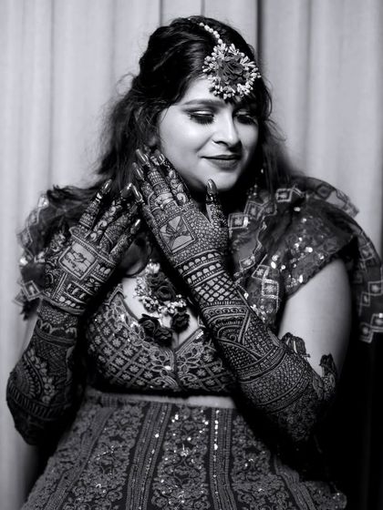 Haldi & Mehndi: Colors & Traditions photo 12