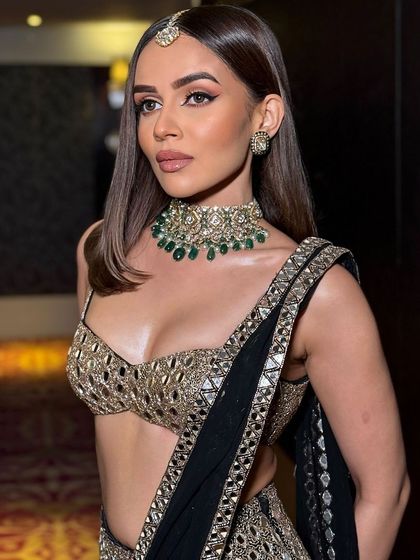 The movement and elegance of this look, with the winged liner as a central focus.