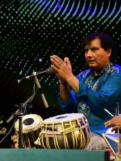 A moment captured during my performance at the Guru Kelucharan Mohapatra ji Festival in Bhubaneswar. I feel truly honoured and grateful for the love and respect shown by the audience and the organizers. Performing at such prestigious events is always a blessing.