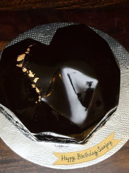 Amritha - Custom Celebration Cakes Unique Flavors & Finishes photo 5