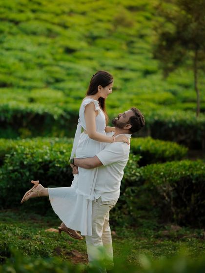 Studio WE Weddings - Pre-Wedding & Engagement Services Pre-Wedding Shoots: Nature & Scenic Escapes photo 16