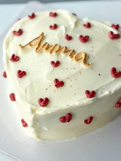 Gobble Cake - Designer & Bento Cakes Elegant Buttercream & Floral Art photo 38