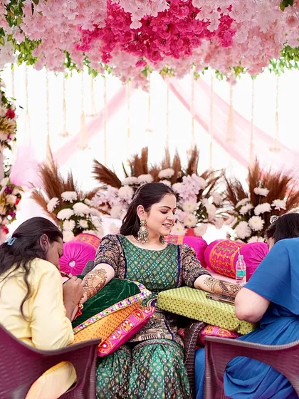 A serene moment during a bridal mehandi session. It is an honour when a bride trusts you with such an important part of her wedding, and I pour all my love into the art.
