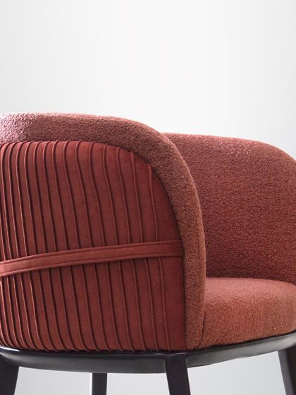 TIS Living - Bespoke Furniture for Entire Homes Statement Seating: Armchairs, Sofas & Loungers photo 53