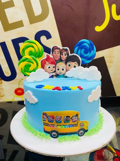 Kids' Character & Cartoon Cakes photo 28