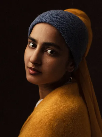 A close-up of this artistic recreation, focusing on the subject's compelling gaze.
