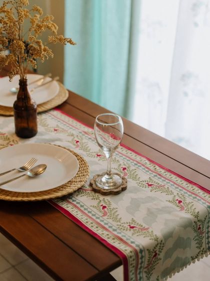The Yellow Dwelling - Custom Soft Furnishings Stylish Dining: Tablecloths & Runners photo 16