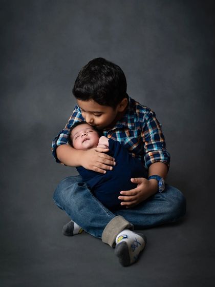 Abhinandan Photography - Newborn Photography Family & Sibling Love photo 3
