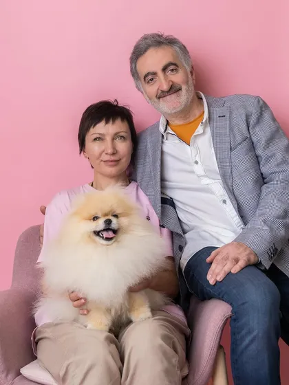 A beautiful family portrait from the Paws Up Grooming event. My pop-up photo booths are a great addition to any pet-focused event, giving guests a wonderful, professional souvenir to take home.
