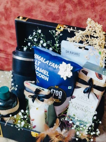 Gift Hamper - Corporate Gifting Rakhi Special Hampers & Gift Bags photo 10