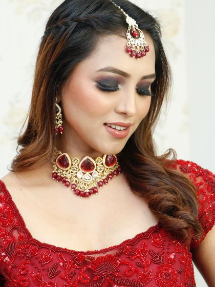 More angles and moments from our glamorous Sangeet, Cocktail, and Engagement looks.