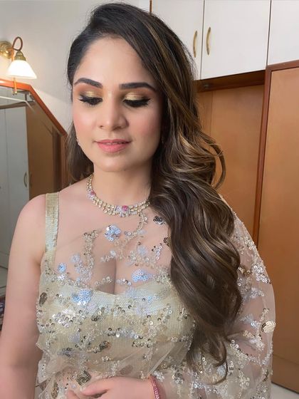 Romantic Waves & Half-Updos photo 99