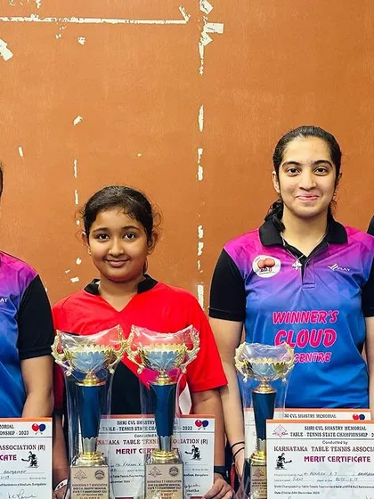 A great Christmas celebration for our paddlers at the Karnataka State Championship 2023. We secured wins and podium finishes across U19 Boys, U19 Girls, U17 Girls, and U13 Girls categories.