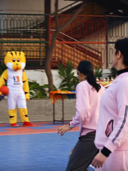 Even our mascot Benny gets in on the action during the Parents' Fun Match. It was an event filled with laughter and great spirits.