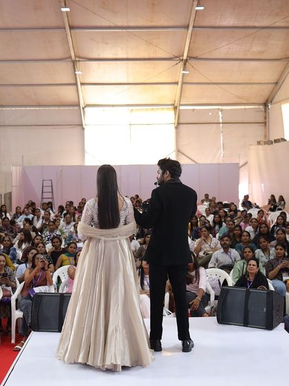 On stage at the Aakar Beauty Expo. It's an amazing feeling to share my knowledge with such a large and enthusiastic audience.