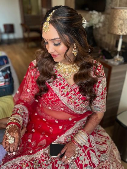 The Pheras: Timeless Bridal Looks photo 31