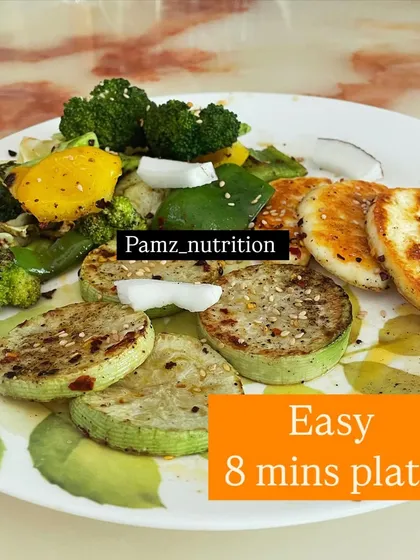 Who says healthy meals take hours to prepare? This entire plate, with grilled paneer, sautéed zucchini, and fresh vegetables, comes together in just 8 minutes. I teach you how to make quick, sustainable, and nutritious meals that fit into your busy life.