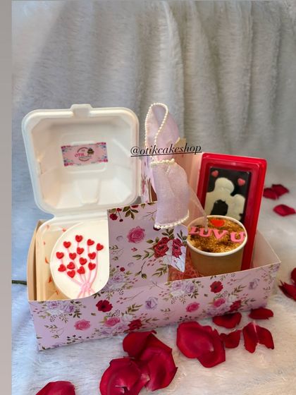OTIK Cake Shop - Gift Hampers Romantic Gifts for Your Special Someone photo 10