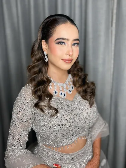 The final look for this cocktail glam. The client looks happy and ready to dance the night away.