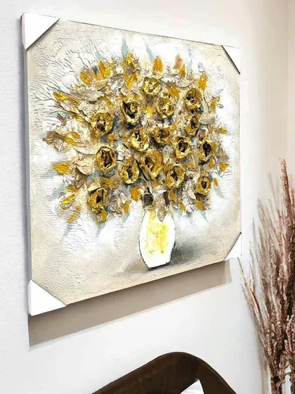 Elevate your decor with this 3D embossed canvas painting of a golden floral bouquet. The intricate, raised details of the flowers bring a touch of sophisticated texture and luxury to your walls.